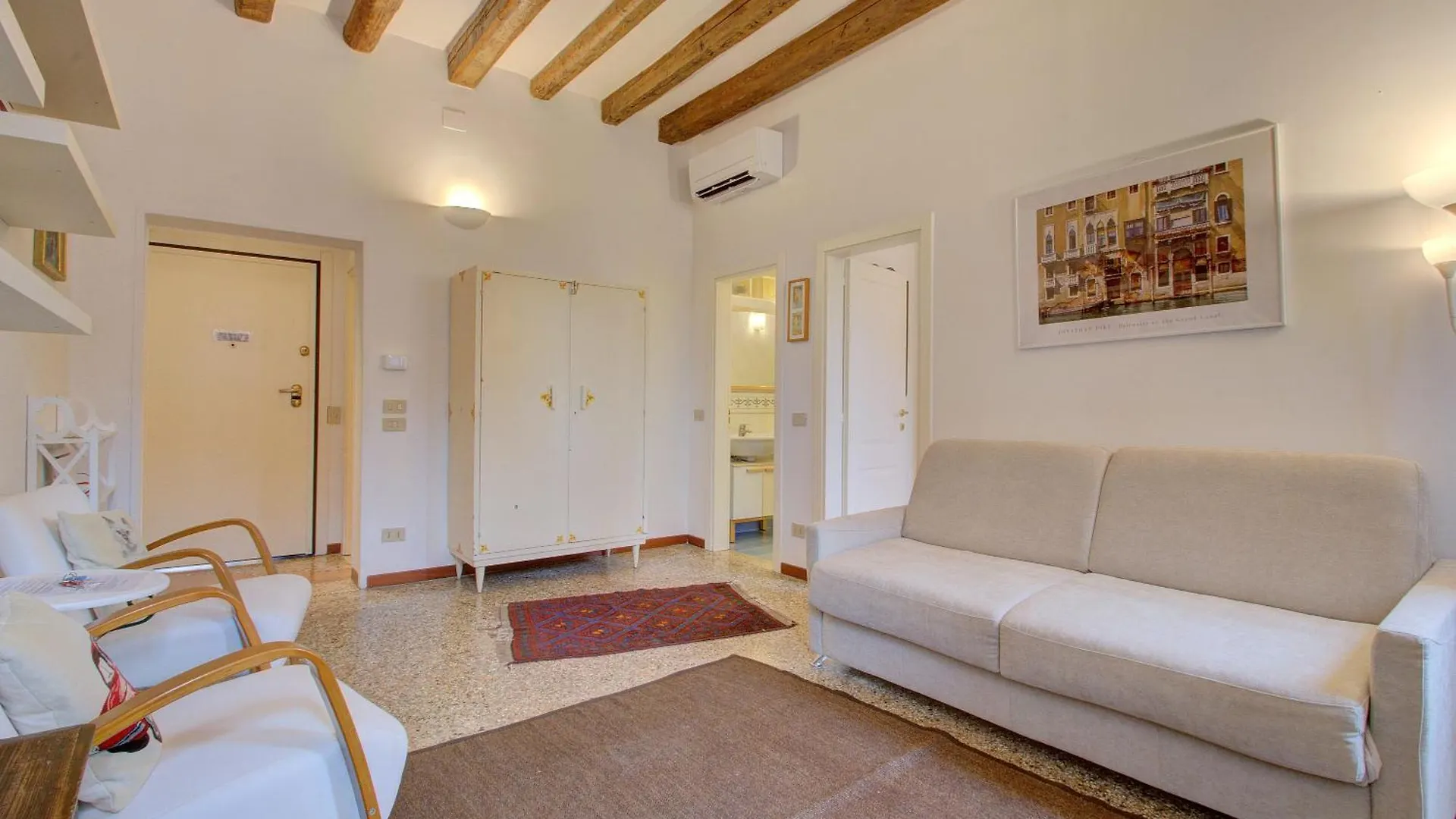Moro Get-By-Train Apartment Venice 0*,